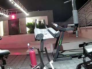 voyeurcam casa salsa gym bike